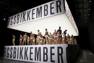 Modeshow von Bikkemberg